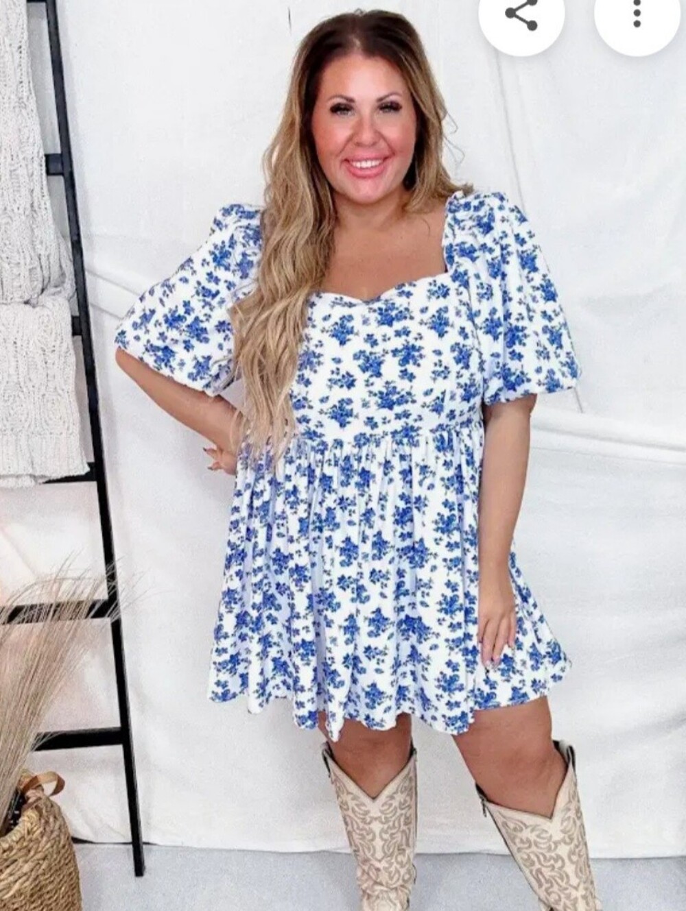 Lost + Wander Square Neck White Blue Floral Print Baby Doll Shortsleve Dress